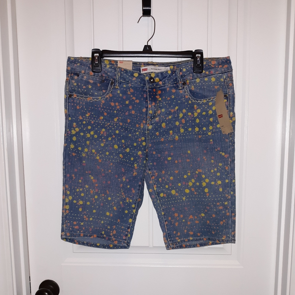 NWT Levi's jean bermuda shorts